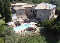 Romantiska kompānija un pasakaina villa Itālijā - televīzijā būs jauns pašmāju "mīlestības šovs"