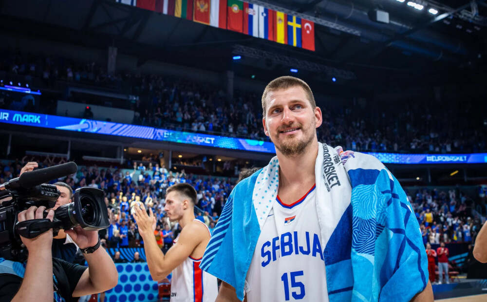 Ne tikai Jaromīrs Jāgrs. Uz Rīgā notiekošo "EuroBasket" ieradies arī NBA kluba īpašnieks
