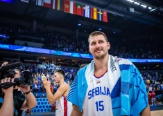 Ne tikai Jaromīrs Jāgrs. Uz Rīgā notiekošo "EuroBasket" ieradies arī NBA kluba īpašnieks 