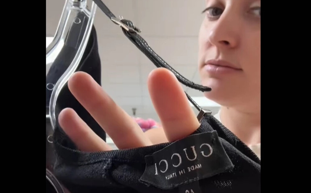 "Es trīcu!" Sieviete lietoto preču veikalā atrod "Gucci" kleitu ar neticamu vērtību