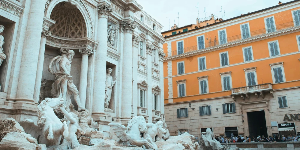 Trevi strūklaka Romā.