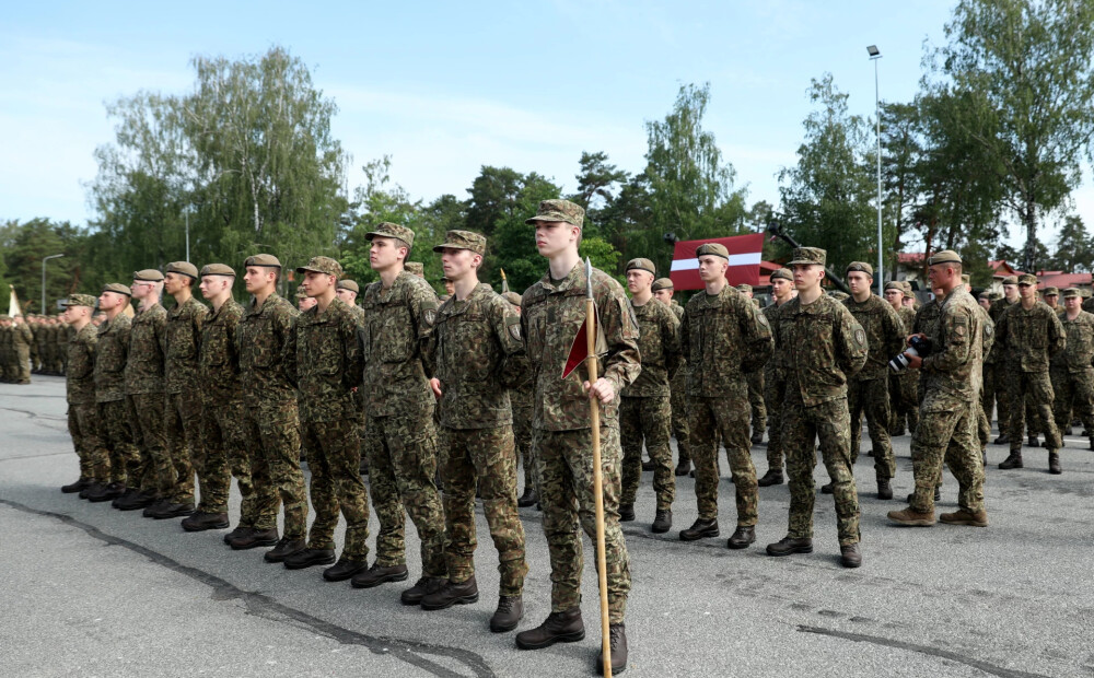 Jaunieši aicināti pieteikties 11 mēnešu valsts aizsardzības dienestam