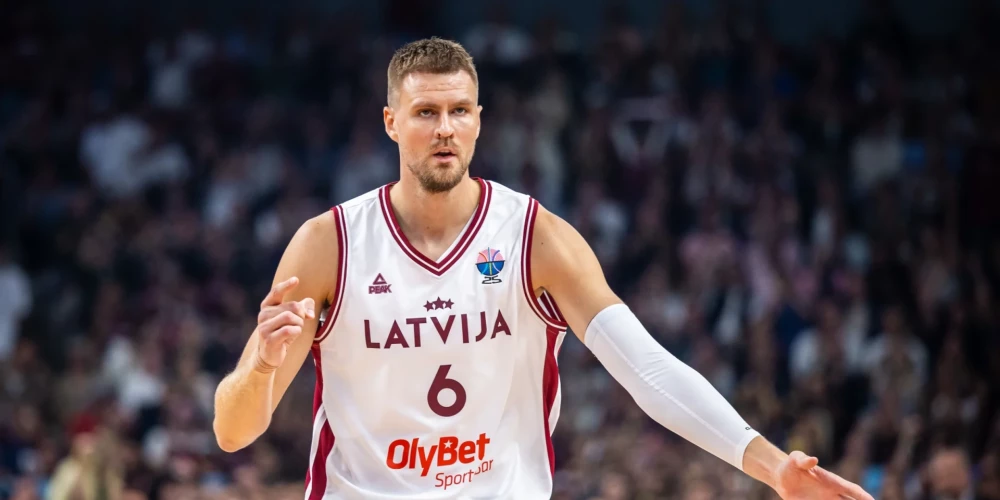Kristaps Porziņģis pirmajā spēlē pret Turciju. 