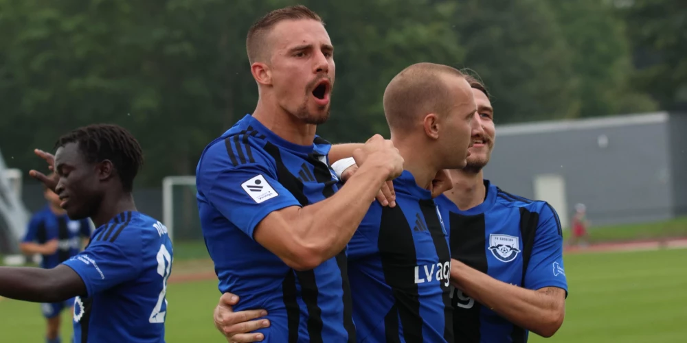 "Grobiņa" mājās Liepājā ar 3:2 (3:2) bija pārāka pār "Jelgavu".