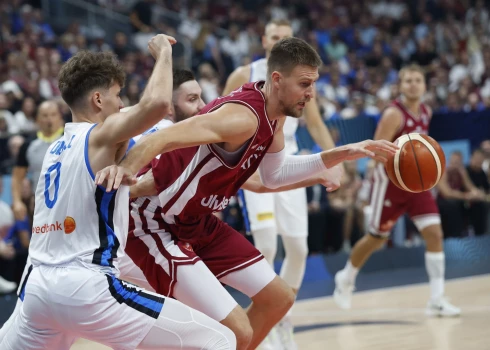 Igaunijas basketbolisti mača laikā spēja ierobežot Kristapu Porziņģi, tomēr ne neitralizēt.
