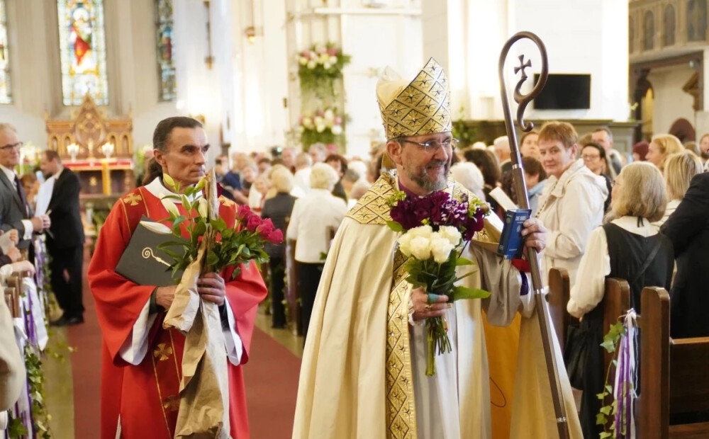 Ēras beigas! Pēc 32 gadu kalpošanas zizli noliek arhibīskaps Jānis Vanags. FOTOGALERIJA