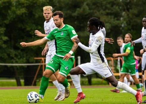 "Daugavpils" ar vēliem vārtiem uzvar Tukuma futbolistus.