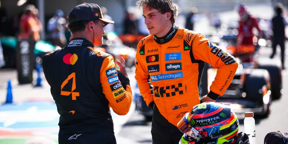 Nīderlandes "Grand Prix" no pirmās rindas startēs "McLaren" piloti.