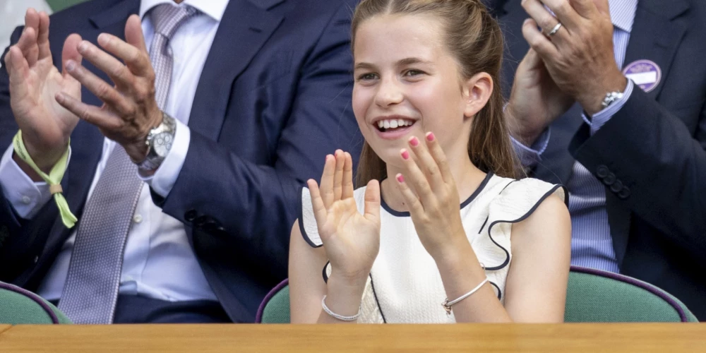 Princesei Šarlotei ir vairākas mīļas iesaukas.