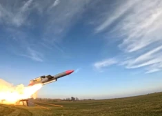 Ukrainā saražota pirmā tāla darbības raķete “Flamingo"