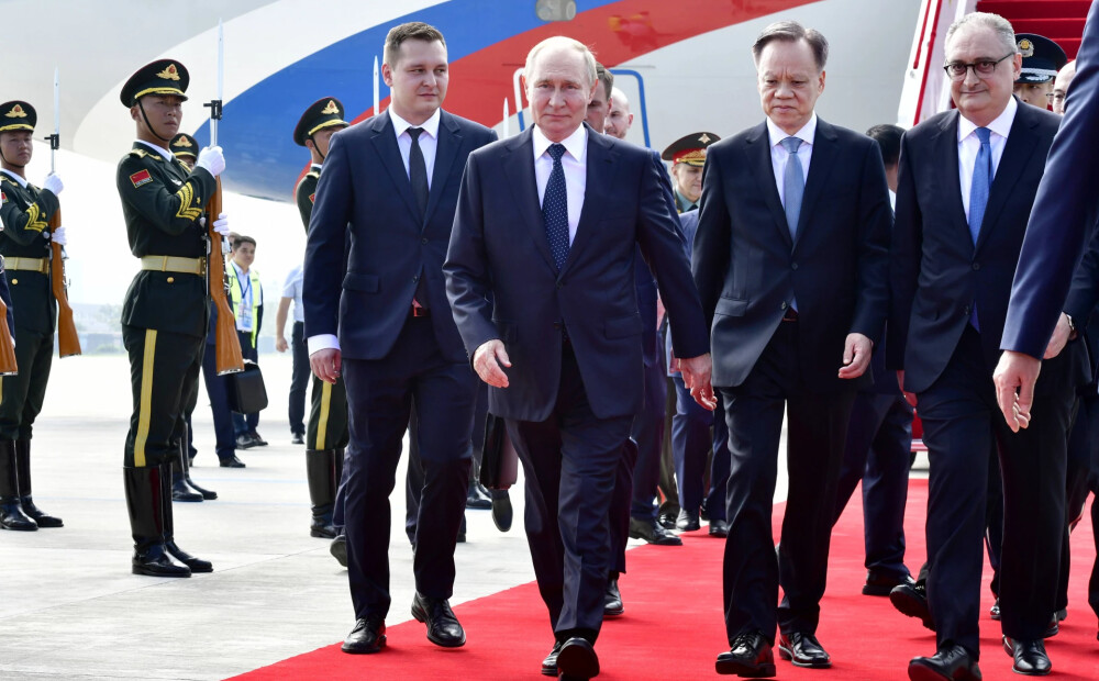 Putins devies četru dienu vizītē uz Ķīnu