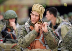 Vai Ukrainas vēsture atkārtojas pie NATO robežām? Krievijas meli “Zapad” mācību fonā
