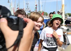 Grēta Tūnberga un palestīniešu aktīvisti atkal pošas ar laivām uz Gazas joslu, plānojot pārraut Izraēlas blokādi