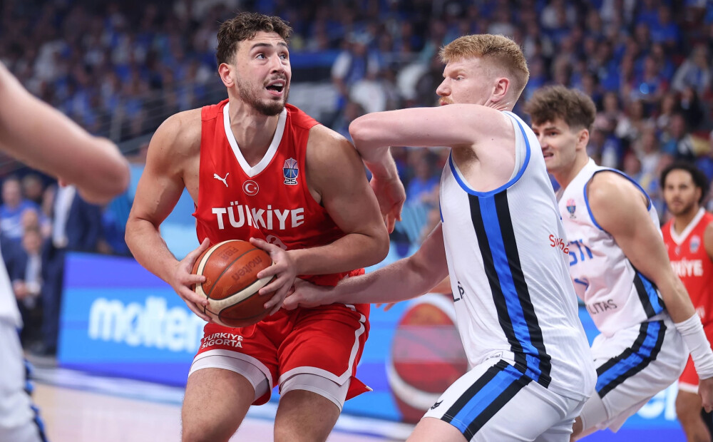 Turcijas basketbolisti turpina uzvaru sēriju un pārliecinoši pieveic Igauniju