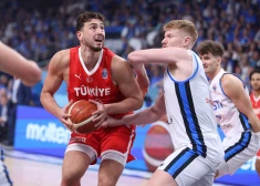 Turcijas basketbolisti turpina uzvaru sēriju un pārliecinoši pieveic Igauniju