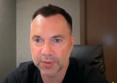 Blogeris un kādreizējais Ukrainas prezidenta biroja padomnieks Oleksijs Arestovičs.