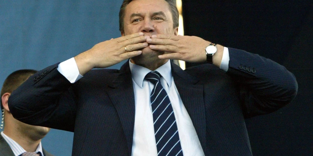 Janukoviča video parādīšanās pieskaņota Putina uzrunai Ķīnā.