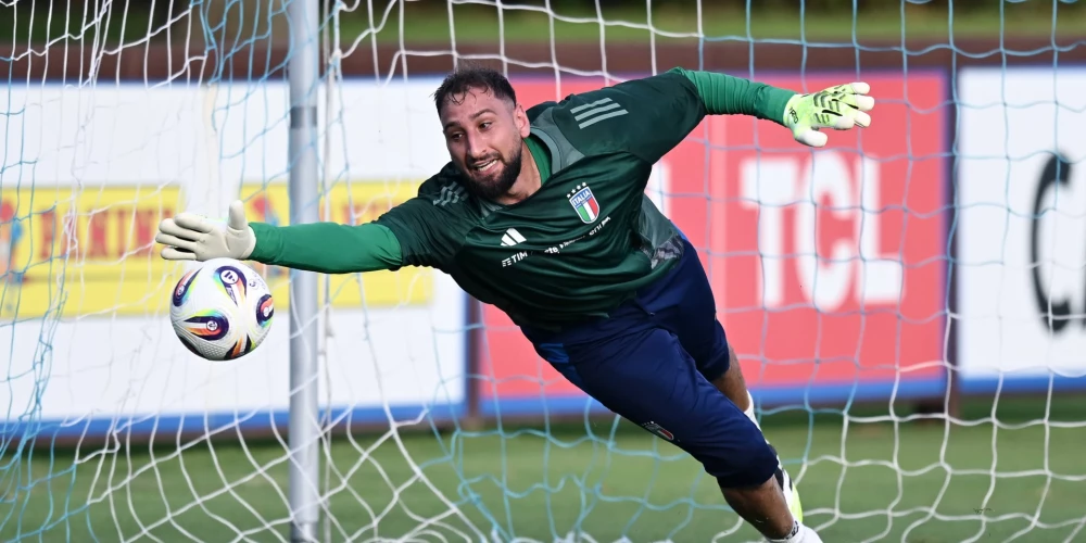 Itālijas izlases vārtsargs Džanluidži Donnarumma pārcēlies uz Mančestras "City".