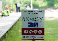 Vasaras izskaņā atcelts aizliegums peldēties Gaujā pie Siguldas
