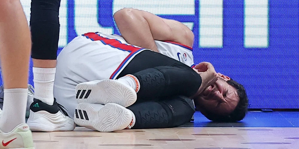 Serbu basketbola zvaigzne Vasilje Micičs.