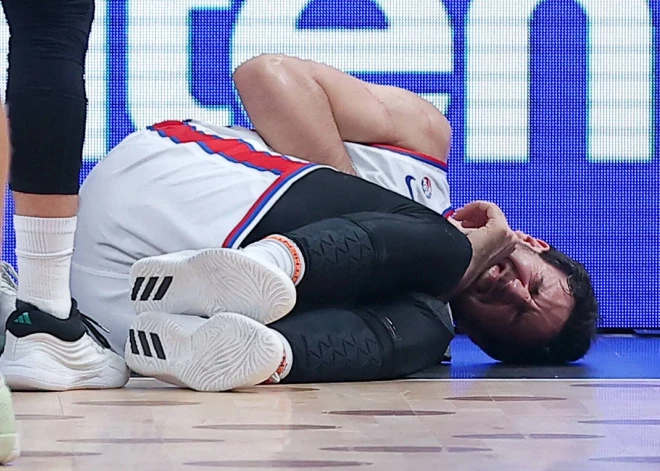 Serbu basketbola zvaigzne sabiedē daudzus līdzjutējus, tomēr čempionātu turpinās