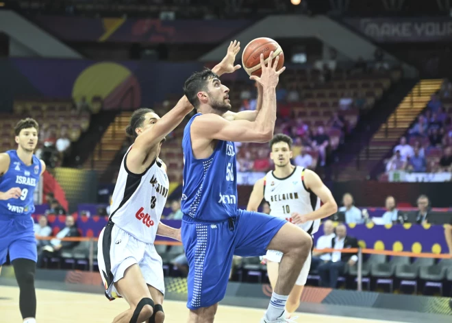 Izraēlas basketbolisti nopelna Eiropas čempionāta astotdaļfināla ceļazīmi, Grieķija bez Adetokunbo piekāpjas Bosnijai un Hercegovinai