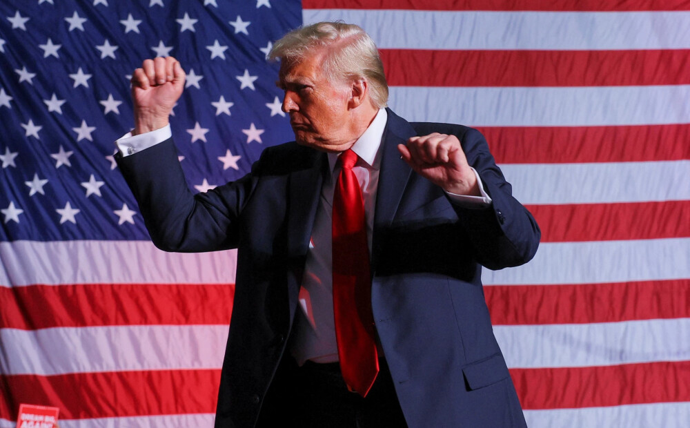 Tramps draud ievest federālos spēkus demokrātu pārvaldītajā Čikāgā