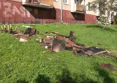 Пожарные вытащили из огня женщину и собаку: чудесное спасение на Югле