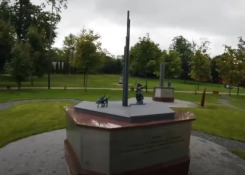 В Калининграде открыли парк с уменьшенными копиями снесённых в Европе военных памятников.