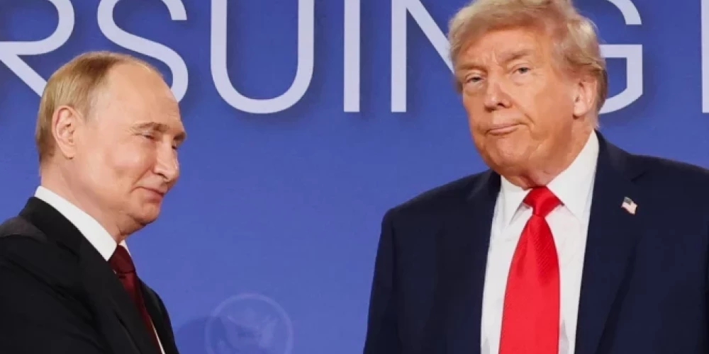 Kremlis noliedz, ka plāno sazvērestību pret Amerikas Savienotajām Valstīm.