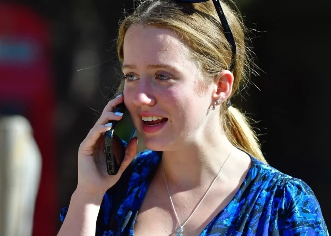 BGUK_3334441 - *EXCLUSIVE* London, UNITED KINGDOM WEB MUST CALL FOR PRICING - Geri Halliwell’s 19-year-old daughter, Bluebell Madonna, looked effortlessly chic as she stepped out for a walk in North London. True to her name, the 18-year-old embraced a head-to-toe blue look, pairing a floral dress with matching socks and trainersPictured: Bluebell Madonna HalliwellBACKGRID UK 31 AUGUST 2025 BYLINE MUST READ: NASH / BACKGRIDUK: +44 208 344 2007 / uksales@backgrid.comUSA: +1 310 798 9111 / usasales@backgrid.com*Pictures Containing Children Please Pixelate Face Prior To Publication* Vida Press