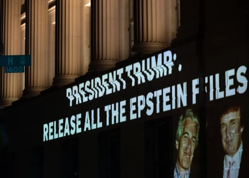 Gan republikāņu, gan demokrātu kandidāti pieprasījuši visu Epstīnas lietas dokumentu publicēšanu.