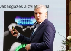 No amata atbrīvots "Rīgas siltuma" valdes priekšsēdētājs Pētersons