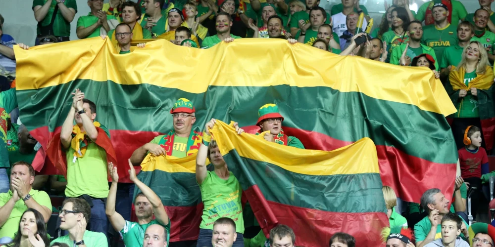 Kopējais Lietuvas izlases atbalstītāju skaits spēlē noteikti būs krietni lielāks.