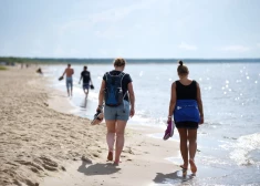 В Латвию наконец пришло жаркое лето - в пятницу потеплеет до +27