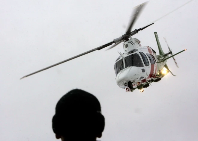 Baidās no helikoptera? Kāpēc mežā apmaldījušies cilvēki slēpjas no glābējiem