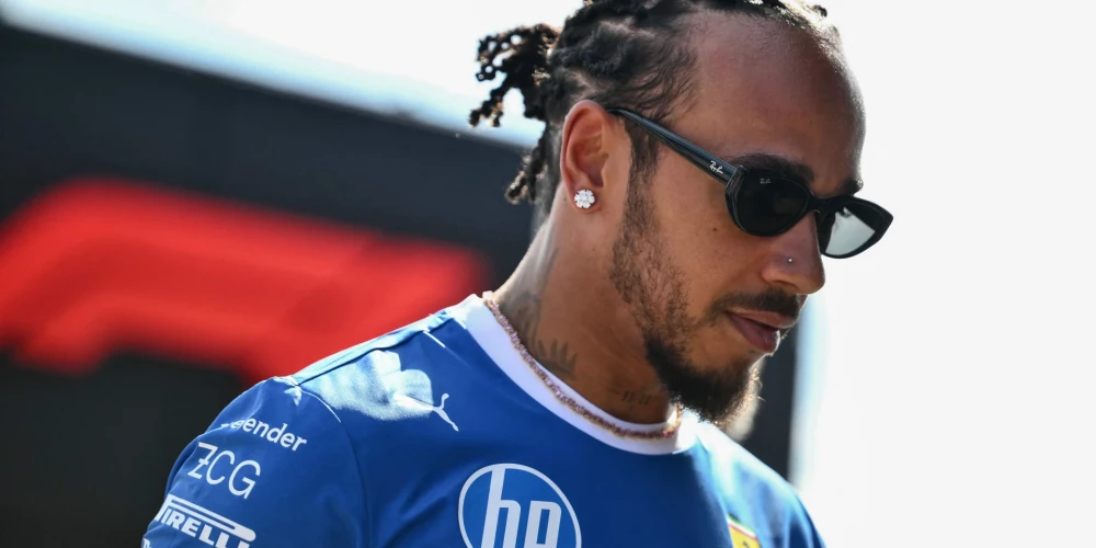 Septiņkārtējais F-1 pasaules čempions Lūiss Hamiltons pirmo reizi karjerā Moncā startēs kā "Ferrari" pilots.