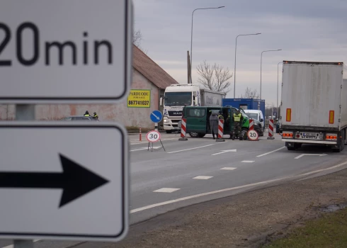 Lietuva piedāvā jaunu nodokli autovadītājiem.