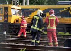 Pasažieru vilciena un drezīnas sadursme: izmeklēšana atklāj drošības noteikumu pārkāpumu
