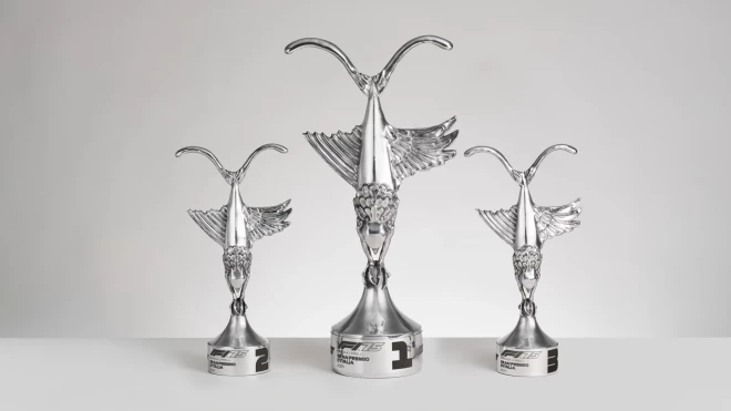 Itālijas "Grand Prix" uzvarētāju trofejas.