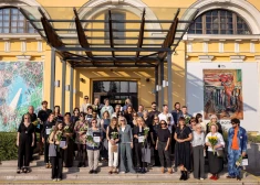 FOTO: "Martinsona balvas" zelta godalgas iegūst Polijas un Latvijas mākslinieces