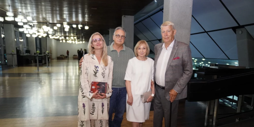 Dailes teātrī uz skatuves nonāk Mariusa fon Majenburga luga “Nachtland”.