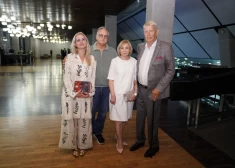 FOTO: smalka publika pulcējas uz iestudējuma “Nachtland” pirmizrādi Dailes teātrī