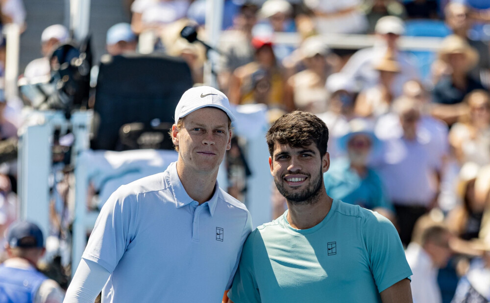Pasaules ranga līderi Siners un Alkarass spēkosies ASV atklātā čempionāta finālā
