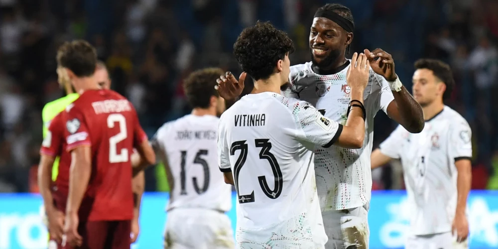 Portugāles futbolisti ar graujošu uzvaru Erevānā sāk Pasaules kausa kvalifikācijas turnīru. 