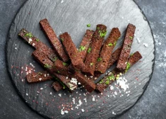 Домашние чесночные сухарики: вкуснее магазинных в разы