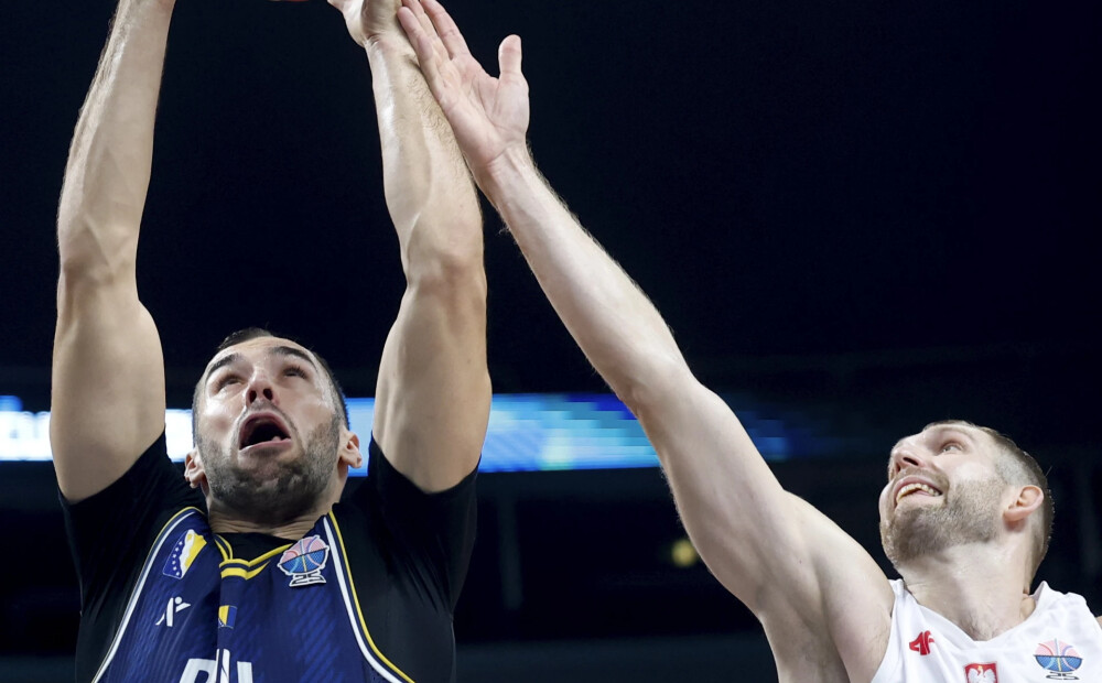 Polijas basketbolisti nodrošina vietu Eiropas čempionāta ceturtdaļfinālā