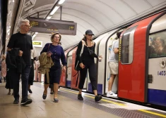 Londonas transporta sistēmu paralizēs metro darbinieku streiks