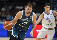 Dončičs plosās kā zvērs, taču Slovēnija gandrīz izsēj milzīgo pārsvaru pār Itāliju Eiropas čempionāta astotdaļfinālā
