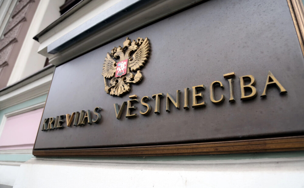 “Kāpēc man ir jābrauc prom?”: Krievijas pilsoņi kūtri latviešu valodas apguvē, pārbaudi nokārto mazāk nekā puse, liela daļa neliekas ne zinis